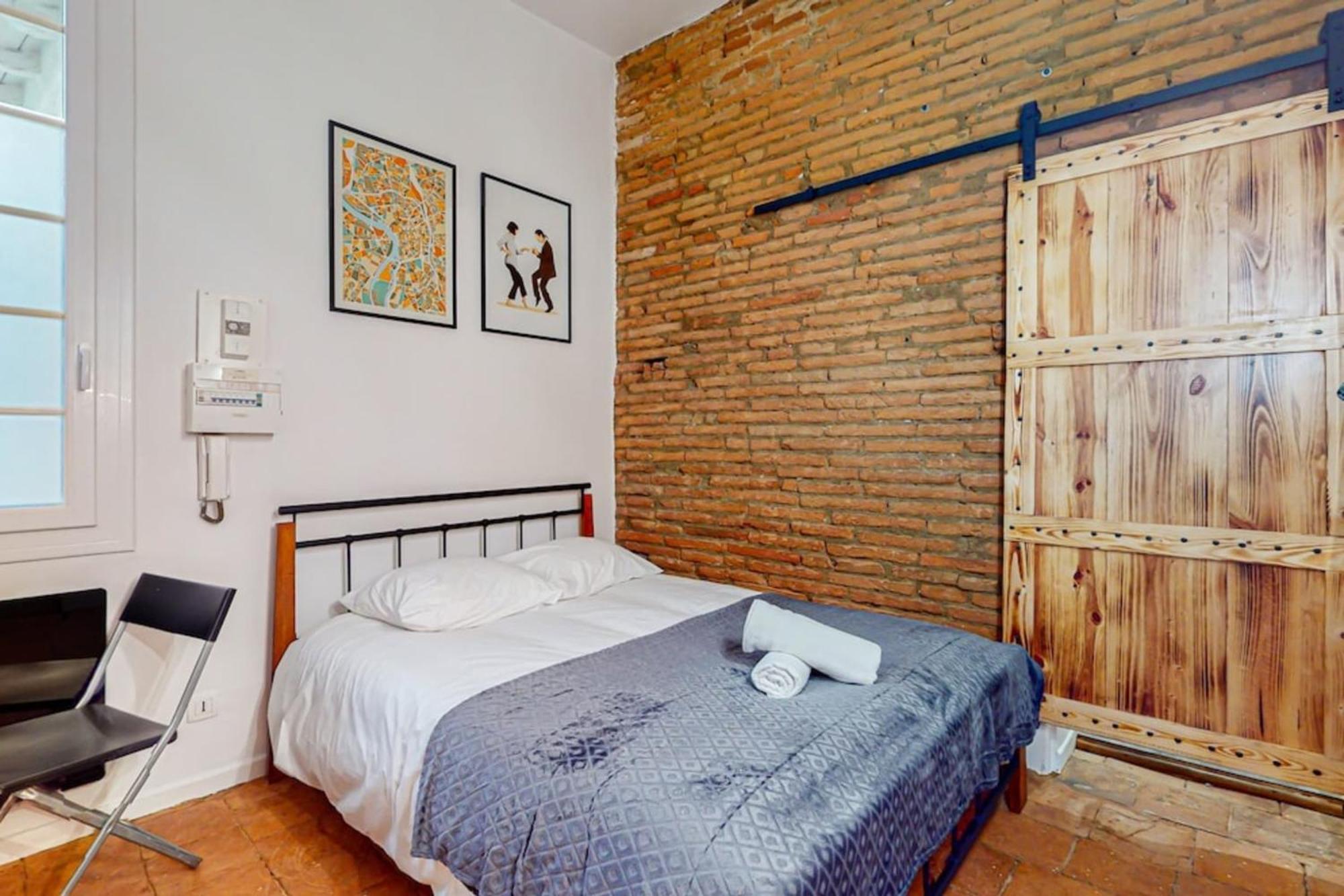 Apartment Em 9 - Hypercentremetro Carmes A 5 Min